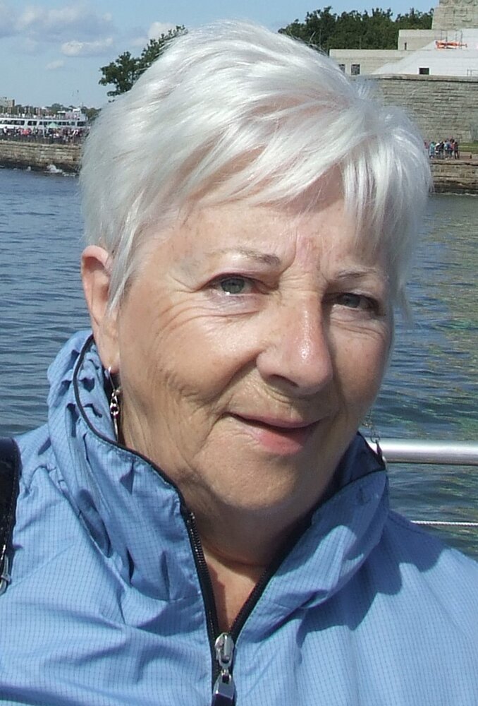 Lise Lafrance (née St-Jean)